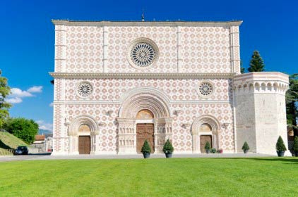 Risorge la Basilica di Collemaggio