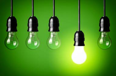 Riduzione bollette elettriche in vista per le PMI