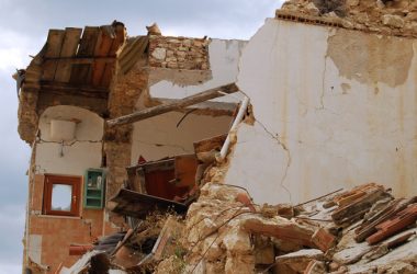 Quante sono le case a rischio sismico? Quanto costa mettere in sicurezza tutti gli edifici?