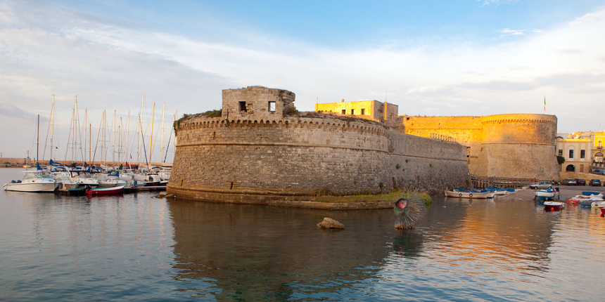 Progetti di restauro architettonico dei castelli di Gallipoli e Ginosa