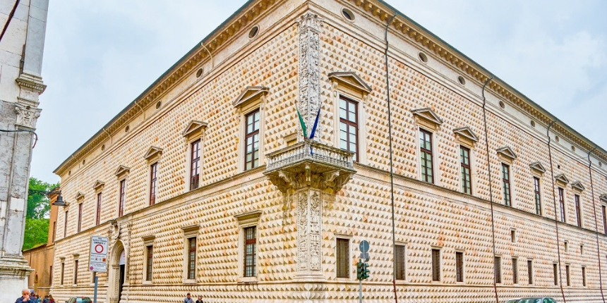Palazzo Dei Diamanti: pericoloso precedente settore Opere Pubbliche